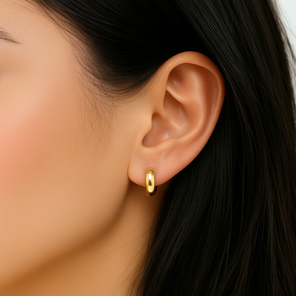 Huggie Hoop Earrings - Small