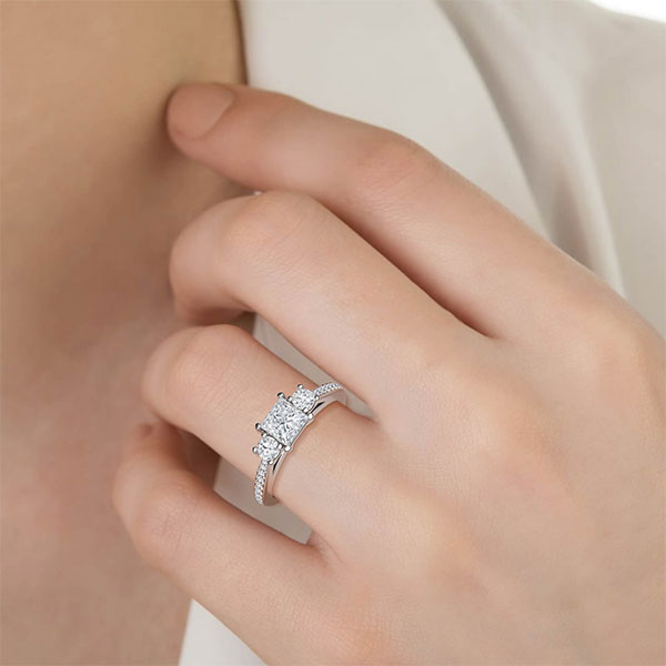 Princess Cut and Round Brilliant Trilogy with Shoulder Diamonds